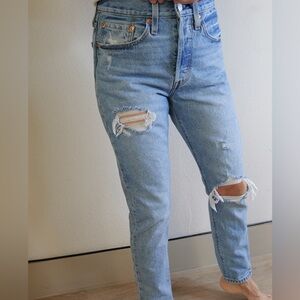 Levi's Premium 501 Skinny Distressed High Rise Jeans Light Wash Size 26